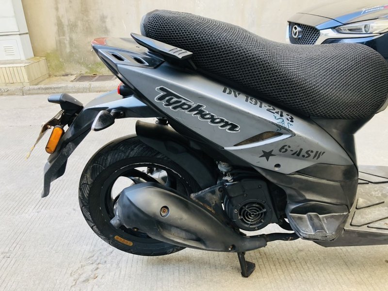 二手比亚乔Typhoon 125