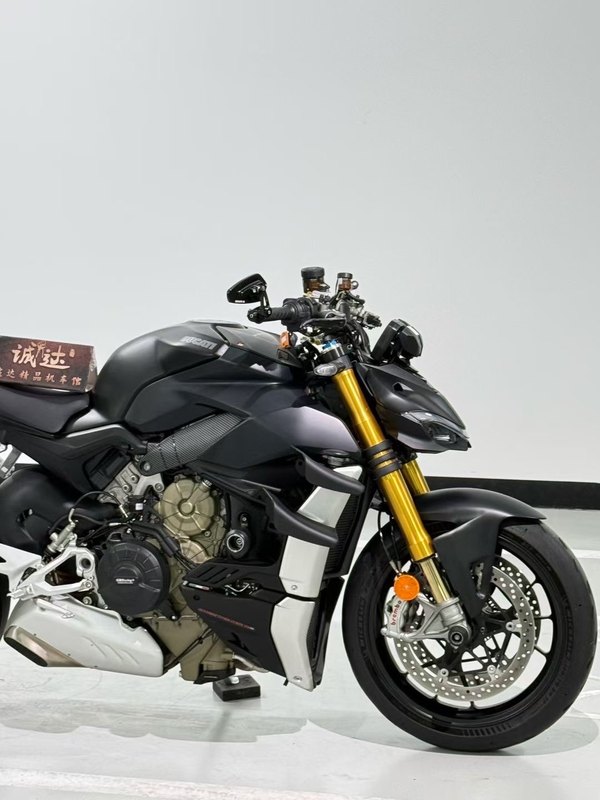 二手杜卡迪Street Fighter V4