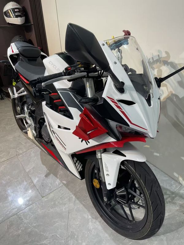 二手赛科龙RC250