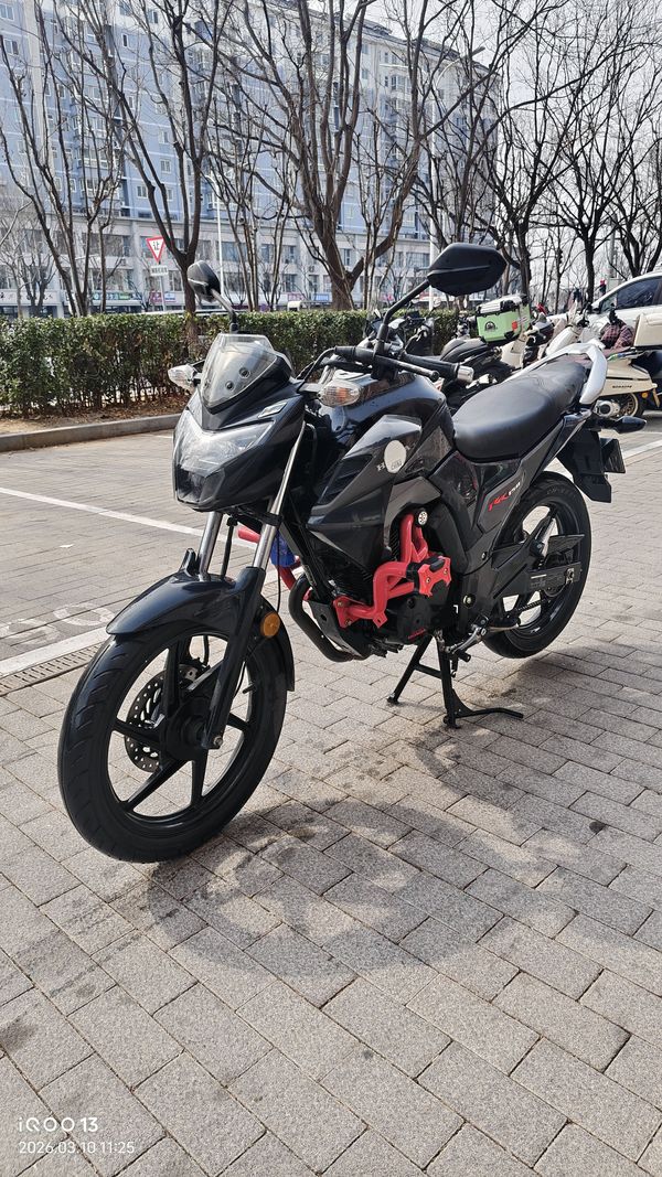 二手五羊本田RR150 幻影