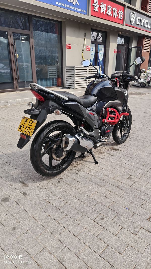 二手五羊本田RR150 幻影