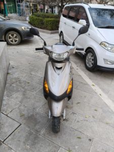 二手建设雅马哈巧格100