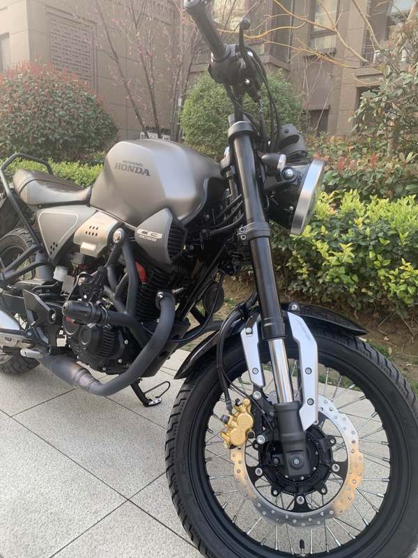 二手五羊本田鸷道 CB190SS