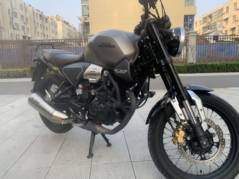 二手五羊本田鸷道 CB190SS