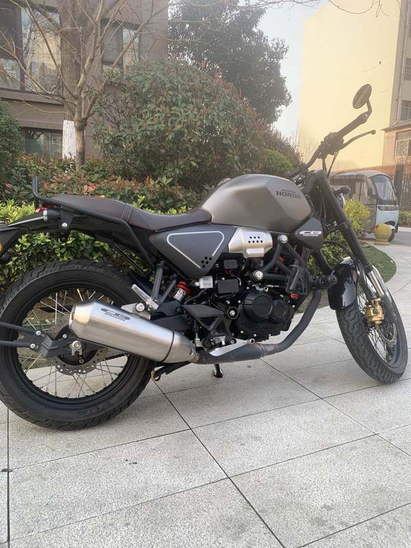 二手五羊本田鸷道 CB190SS