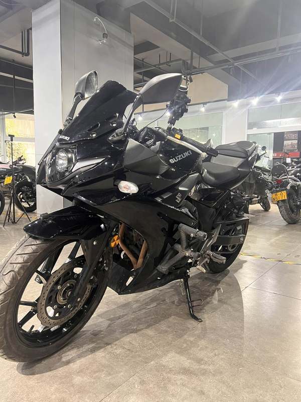 二手豪爵铃木GSX250R