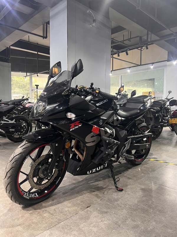 二手豪爵铃木GSX250R