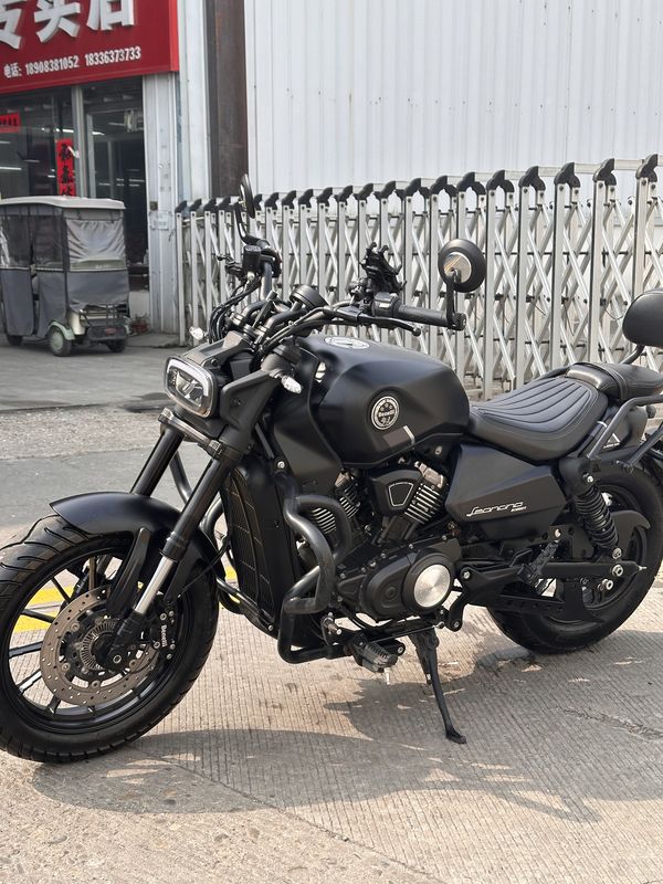 二手贝纳利哈伦252