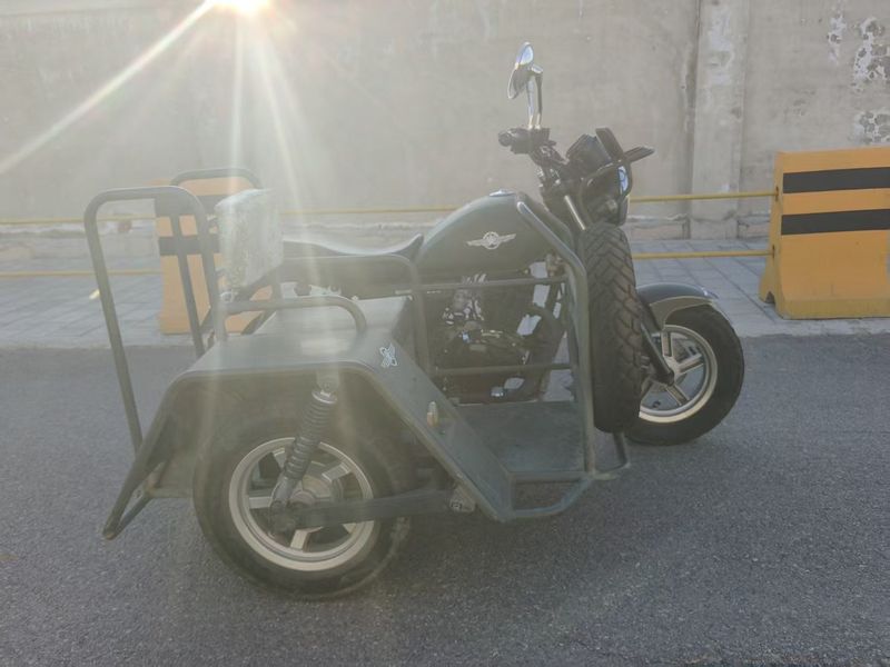 二手银钢船型边三YG150B-23