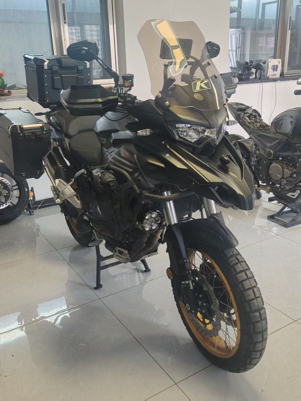 二手贝纳利TRK552