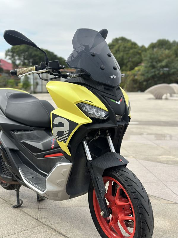 二手阿普利亚SR GT 200