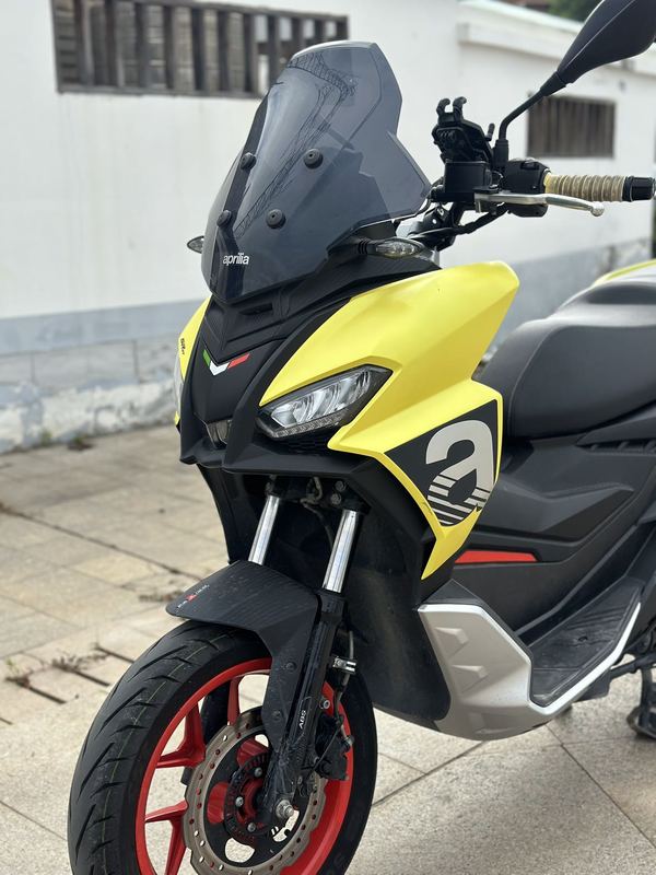 二手阿普利亚SR GT 200
