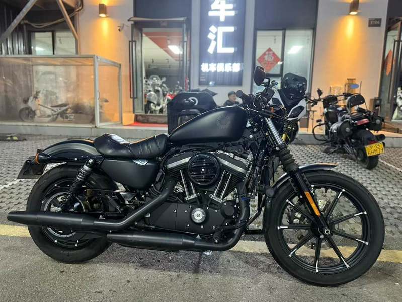 二手哈雷戴维森Iron883 硬汉