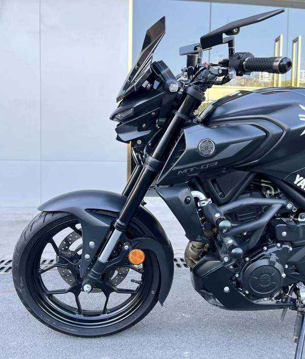 二手雅马哈MT-03