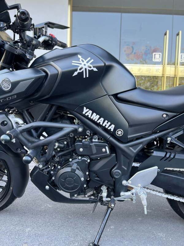二手雅马哈MT-03