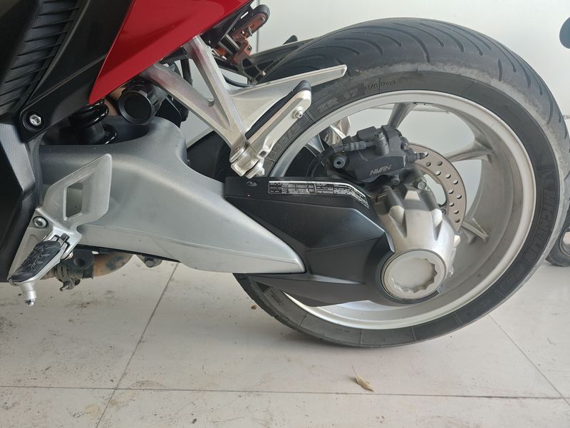 二手本田VFR 1200F