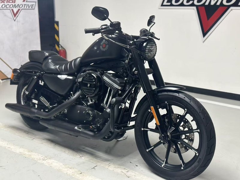 二手哈雷戴维森Iron883 硬汉