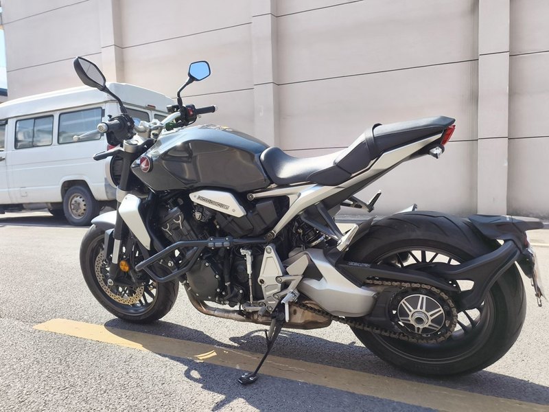 二手本田CB1000R