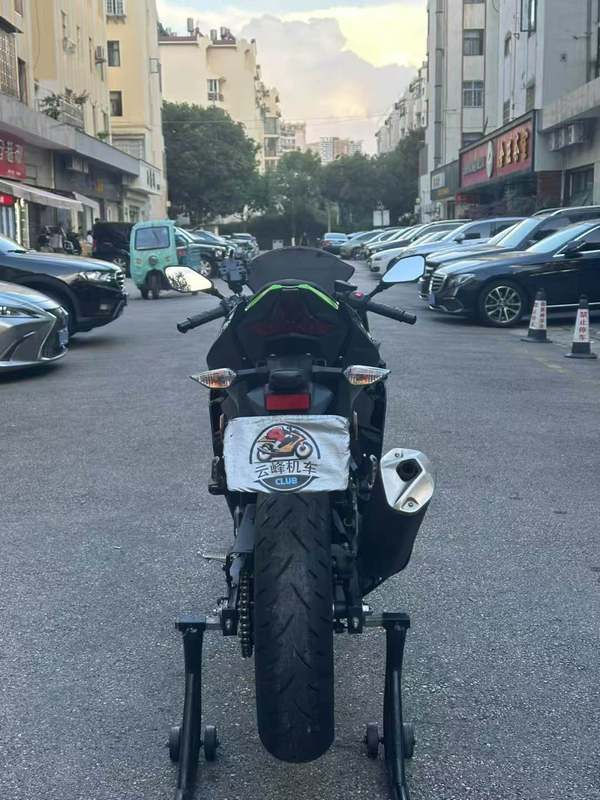 二手川崎Ninja 400