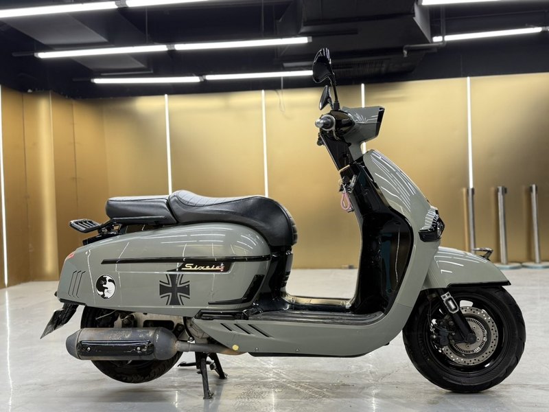 二手维多利亚Sixties 300i