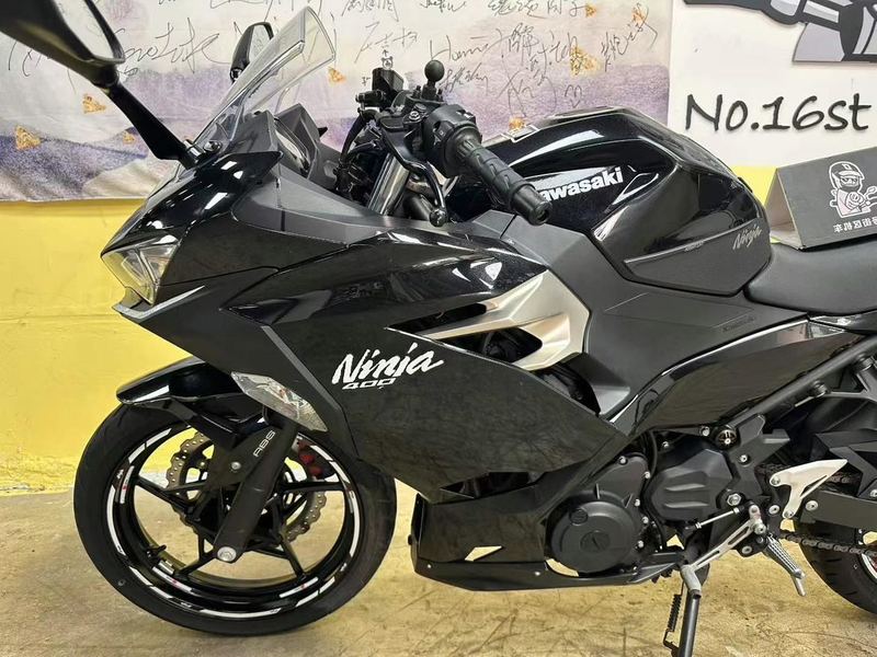二手川崎Ninja 400