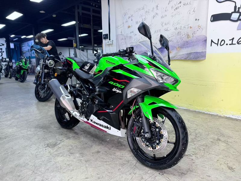 二手川崎Ninja 400