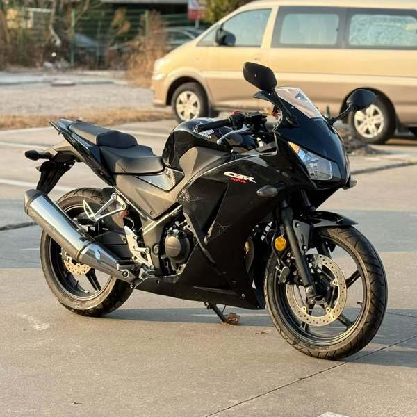 二手本田CBR300R