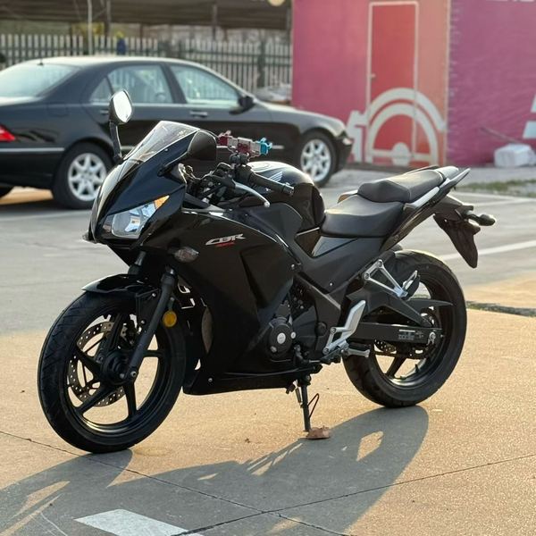 二手本田CBR300R