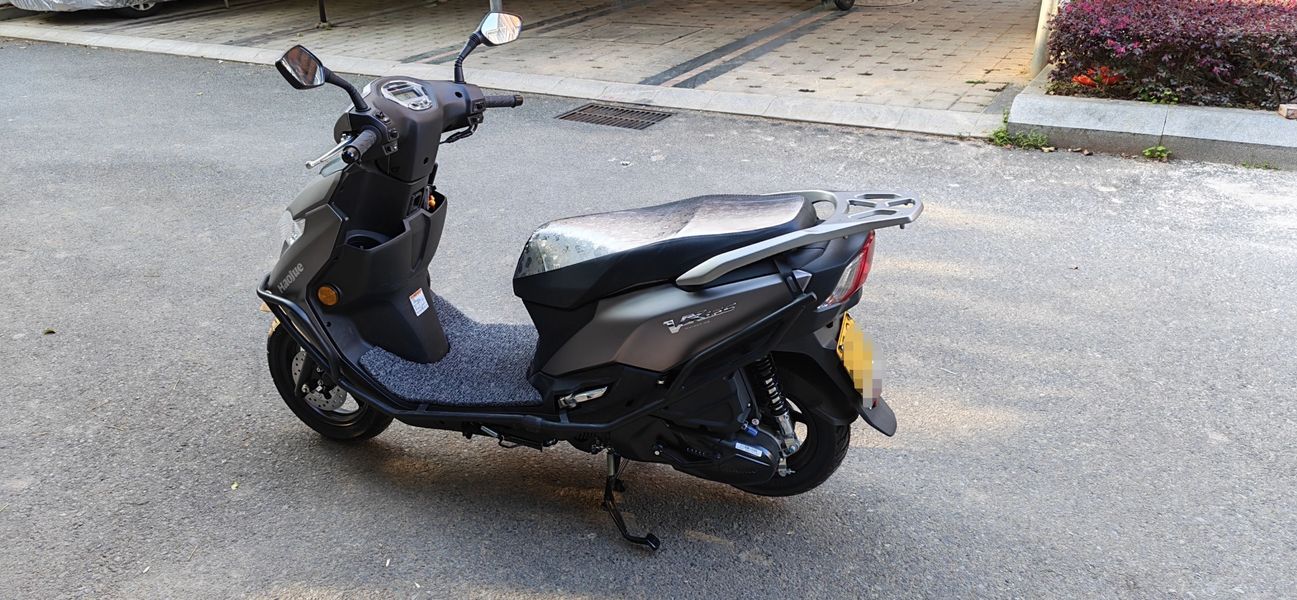 二手豪爵虎鲨VX125