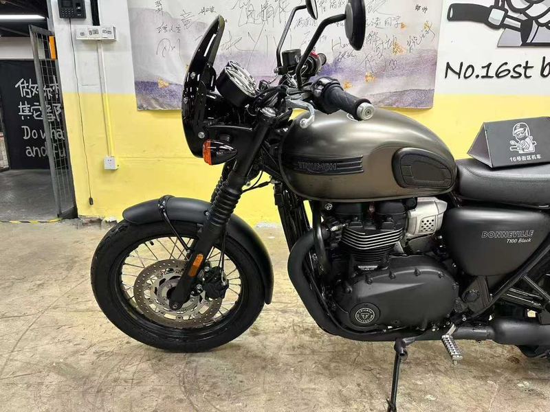 二手凯旋Bonneville T100