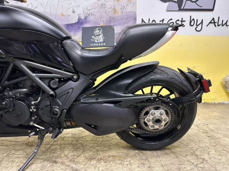 二手杜卡迪Diavel Carbon