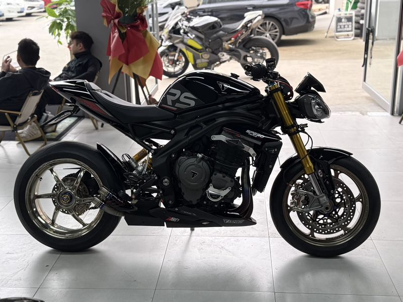 二手凯旋Speed Triple 1200