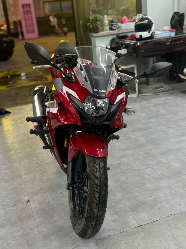 二手豪爵铃木GSX250R