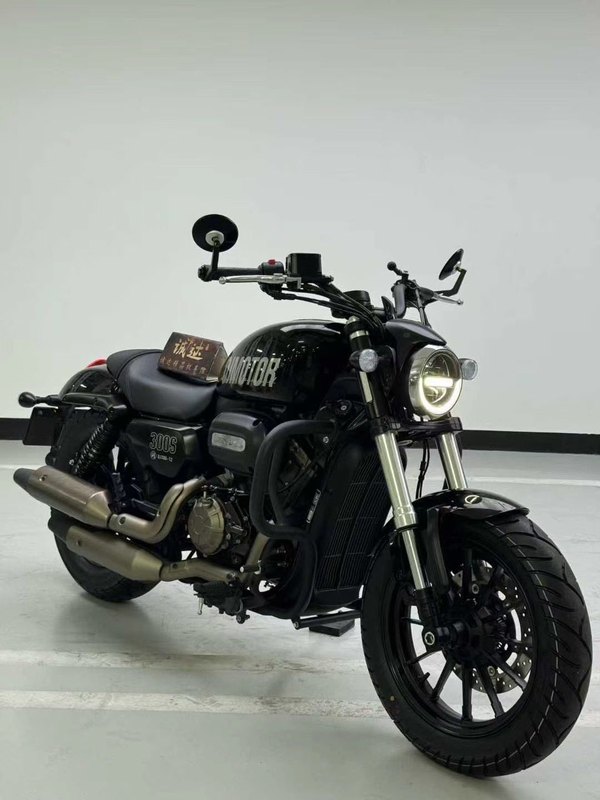 二手QJMOTOR闪300