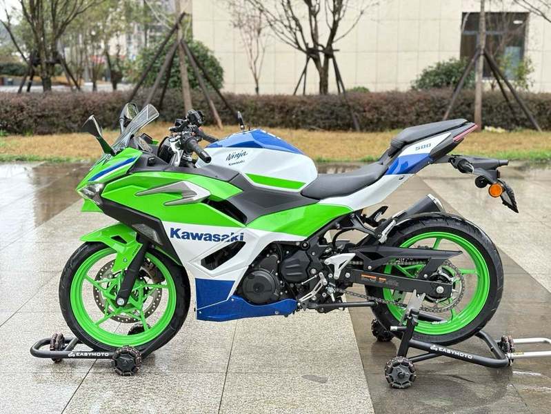 二手川崎Ninja 500