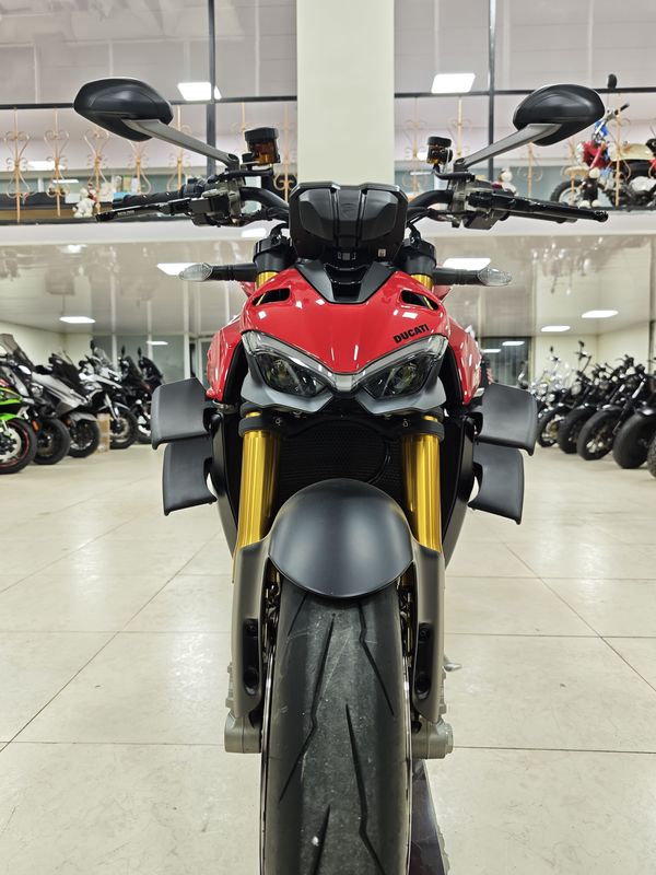 二手杜卡迪Street Fighter V4