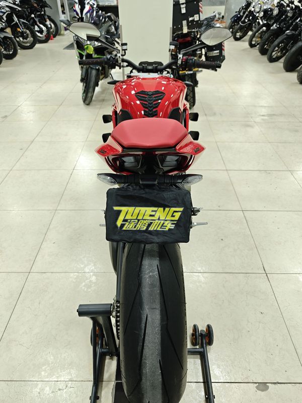 二手杜卡迪Street Fighter V4