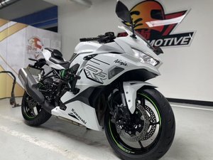 二手川崎ZX-4R