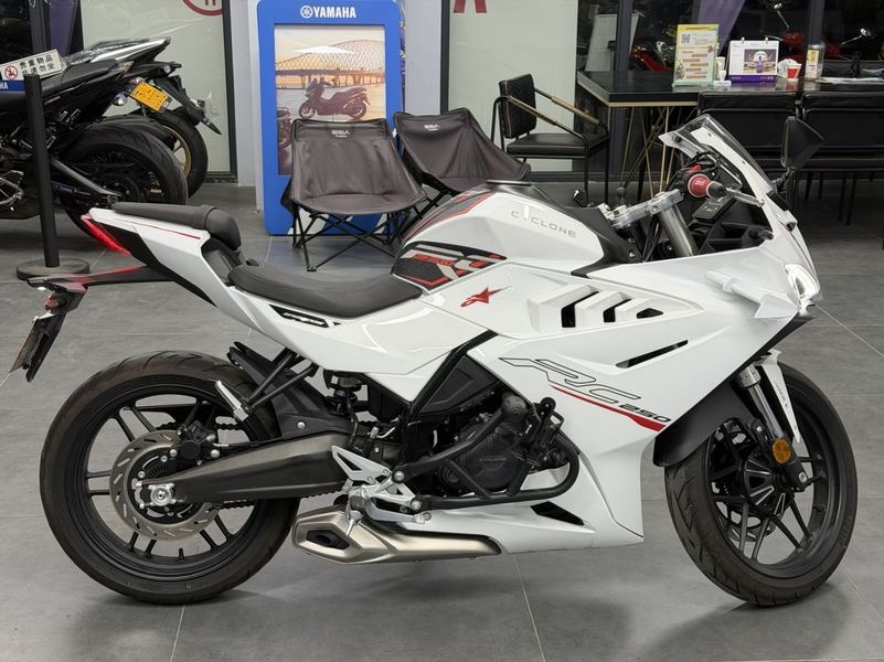 二手赛科龙RC250