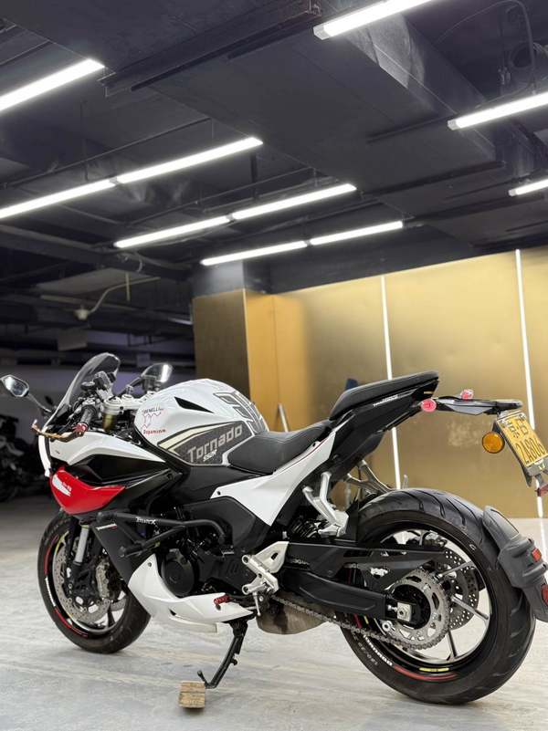 二手贝纳利龙卷风 Tornado 552R