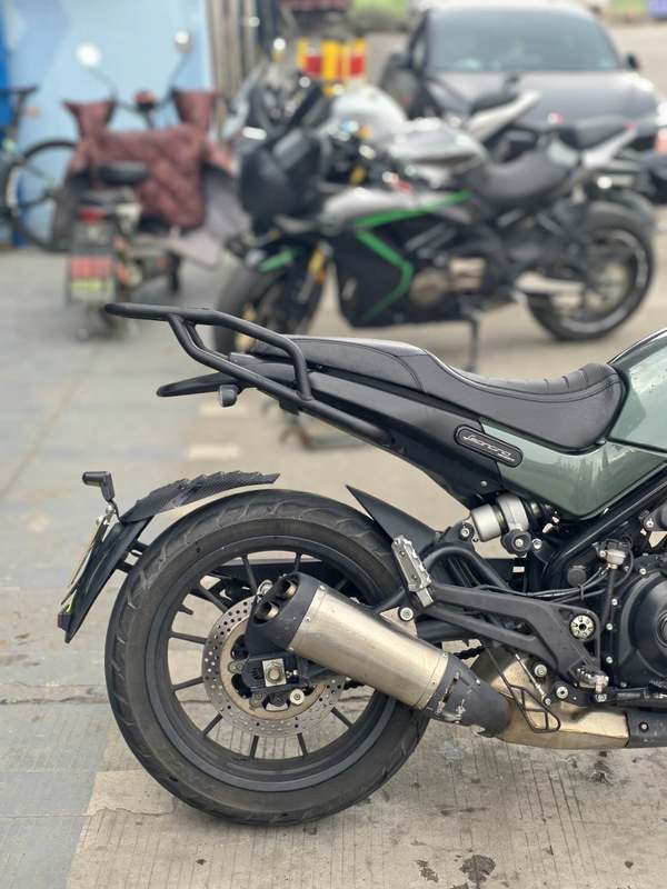 二手贝纳利幼狮 Leoncino 500