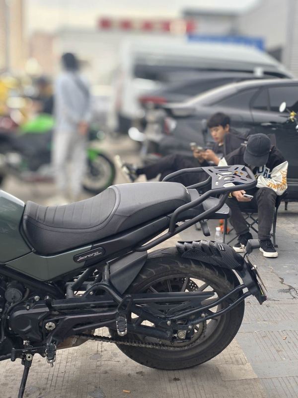 二手贝纳利幼狮 Leoncino 500