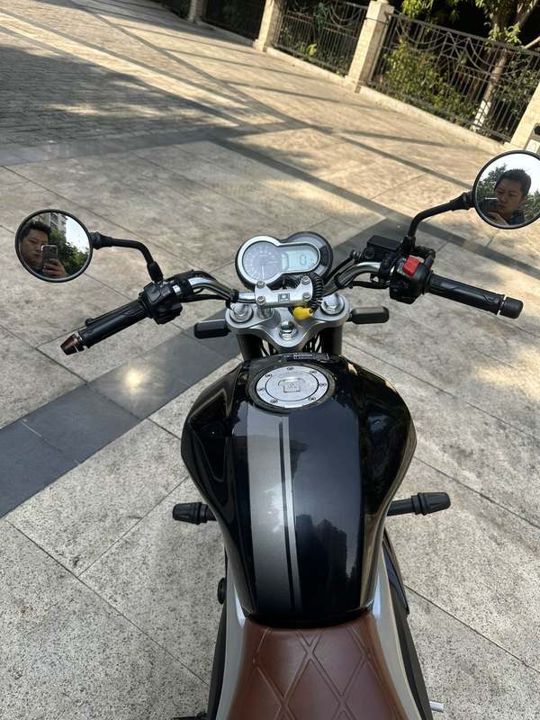 二手五羊本田鸷道 CB190SS