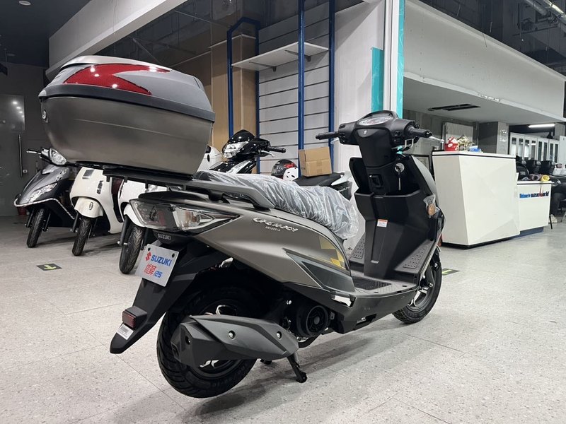 二手济南铃木优驿 UE125T