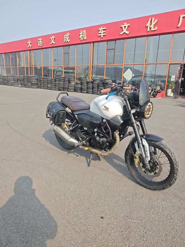 二手五羊本田鸷道 CB190SS