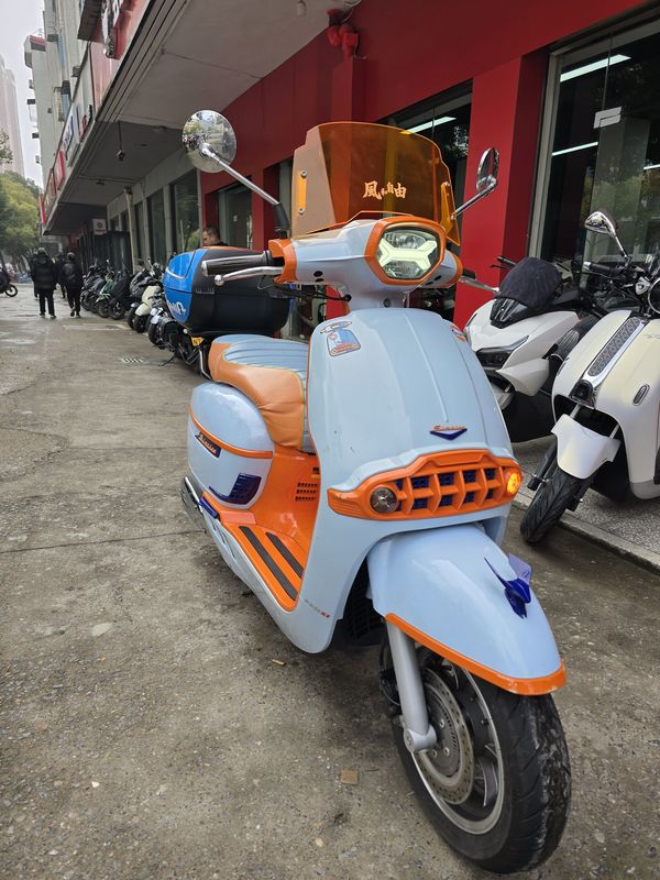 二手维多利亚Sixties 250Si