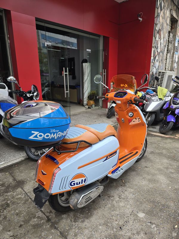 二手维多利亚Sixties 250Si