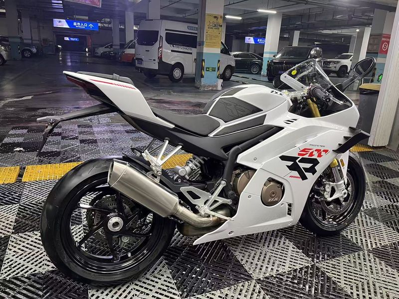 二手张雪机车500RR