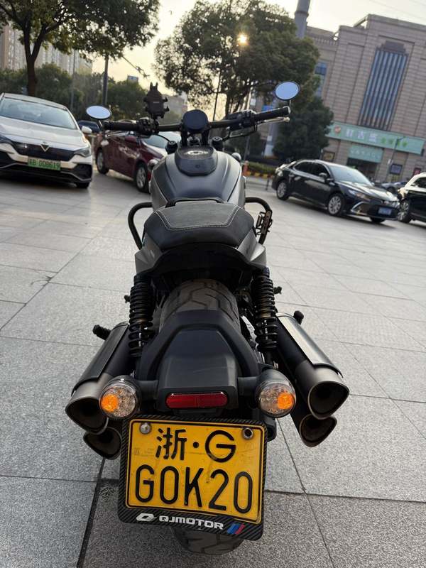 二手QJMOTOR闪600