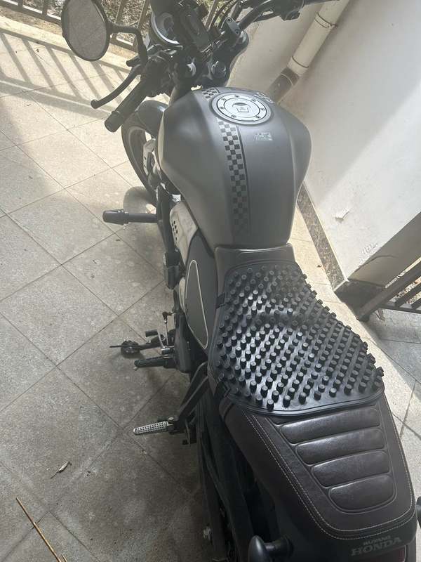 二手五羊本田鸷道 CB190SS